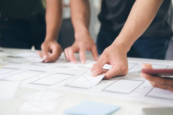 Quelles sont les meilleures applications mobiles pour le suivi de maintenance d'une flotte de motos ?